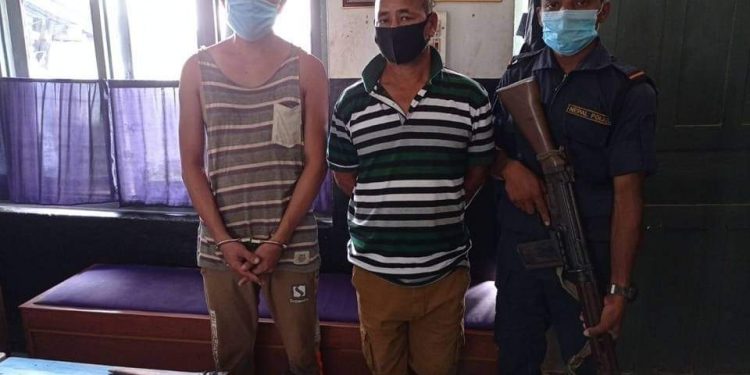 पेस्तोल र राईफलको गोली सहित २ जना पक्राउ