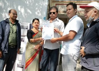 इनरुवा नगरपालिकालाई विभिन्न सामाग्री हस्तान्तरण