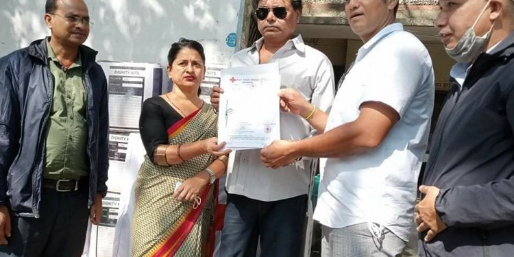 इनरुवा नगरपालिकालाई विभिन्न सामाग्री हस्तान्तरण