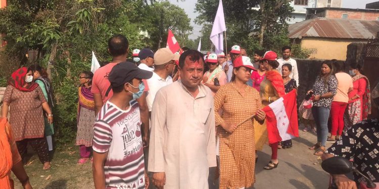 गाउँ गाउँमा काङ्ग्रेसको क्रेज बढ्दै