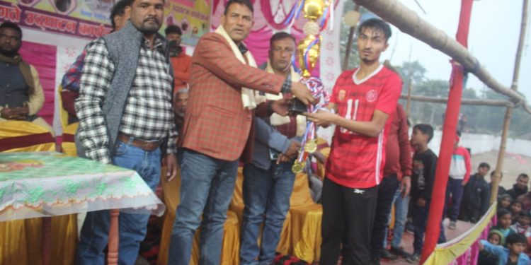 अध्यक्ष कप फुटबलको उपाधि केराबारीलाई