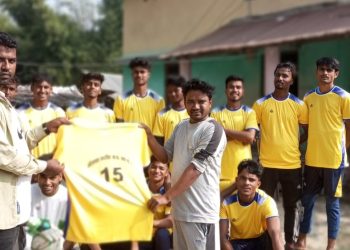 भोक्राहा नरसिंह ८ द्वारा खेलाडीलाई खेल सामाग्री