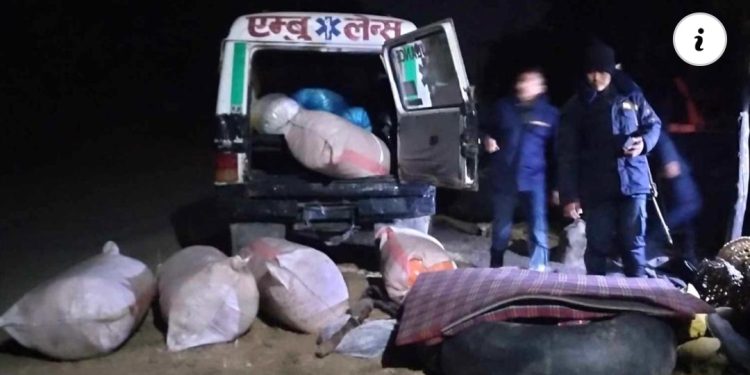 बिरामी बोक्ने एम्बुलेन्समा गाँजाको तस्करी