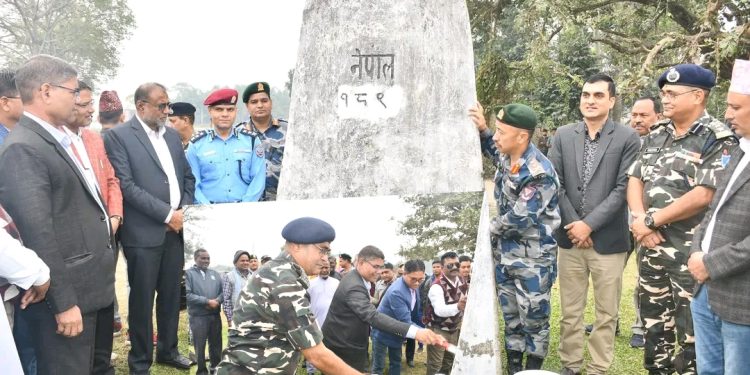 सुनसरीमा सीमा स्तम्भ मर्मत गर्ने कार्य सुरु