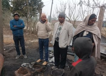 आगलागी पीडितलाई राहत वितरण