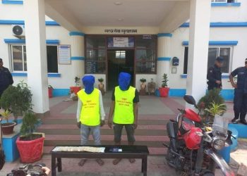 यसरी पक्राउ परे हतियार देखाएर पैसा लुट्ने समूह