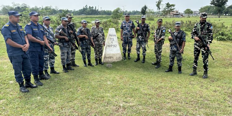 कोशीमा सीमा स्तम्भको अनुगमन