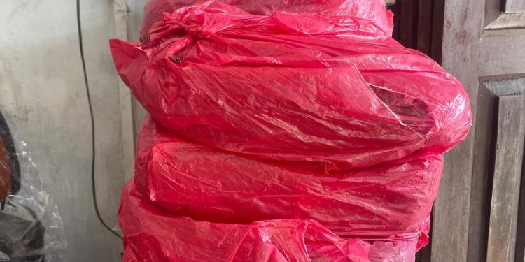 चतराबाट गाँजा बरामद