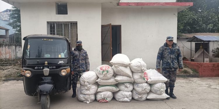 सशस्त्र प्रहरीद्धारा ठुलो परिणाममा चिनी बरामद