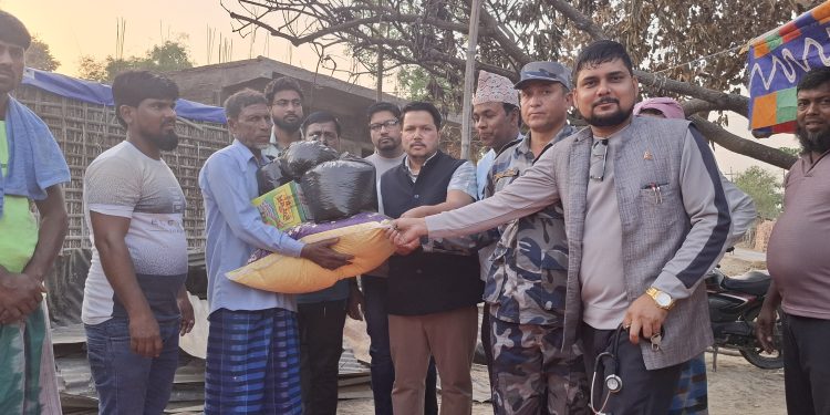 अग्नि पीडितलाई निःशुल्क उपचार सँगै खाद्यान सामाग्री