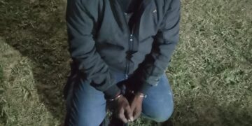 पेस्तोल सहित भारतीय नागरिक पक्राउ